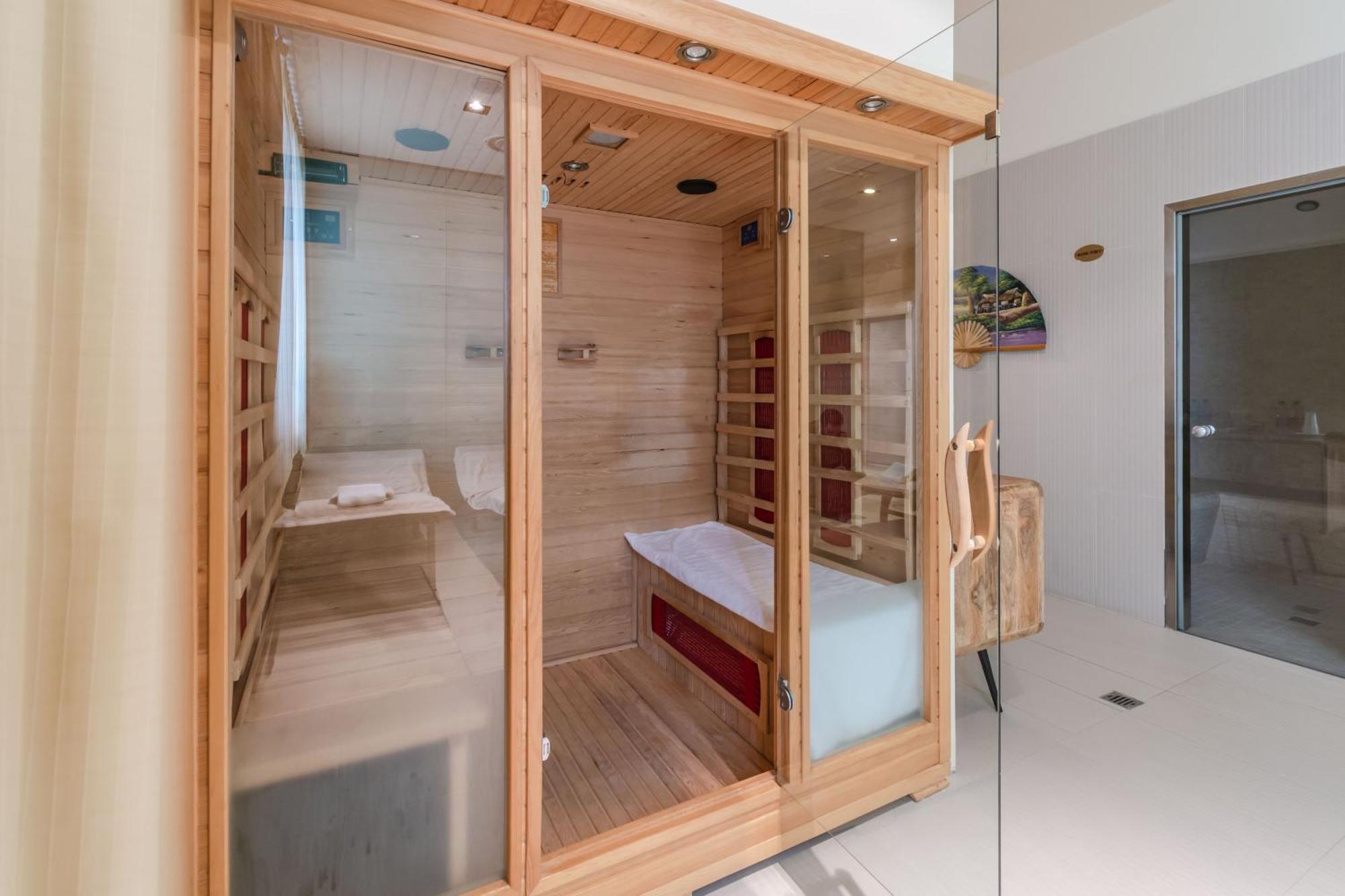 Hotiday Room Collection - Mediterranee Alassio Zewnętrze zdjęcie