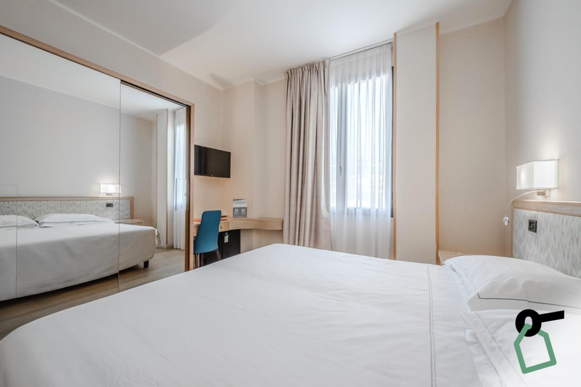 Hotiday Room Collection - Mediterranee Alassio Zewnętrze zdjęcie